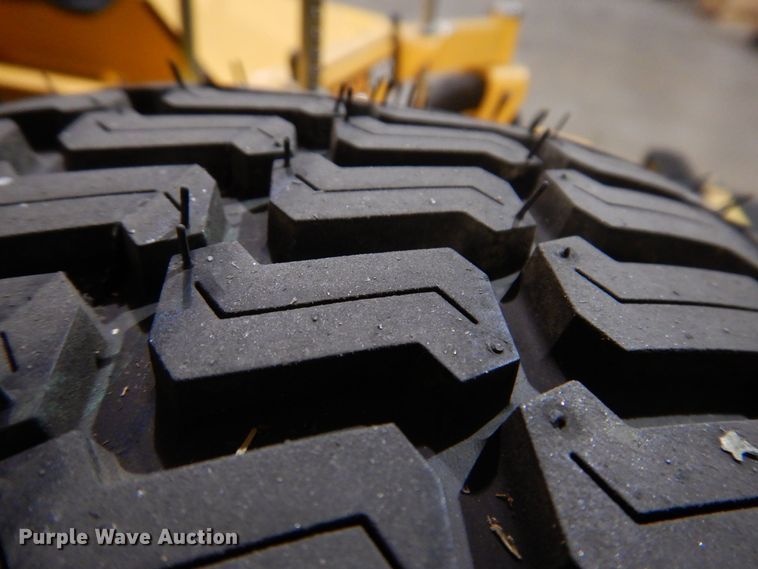 image for item KW9723 2018 Cub Cadet Pro HW300  ZTR lawn mower