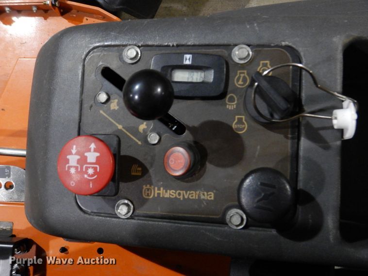 image for item KW9724 2018 Husqvarna M-ZT61  ZTR lawn mower