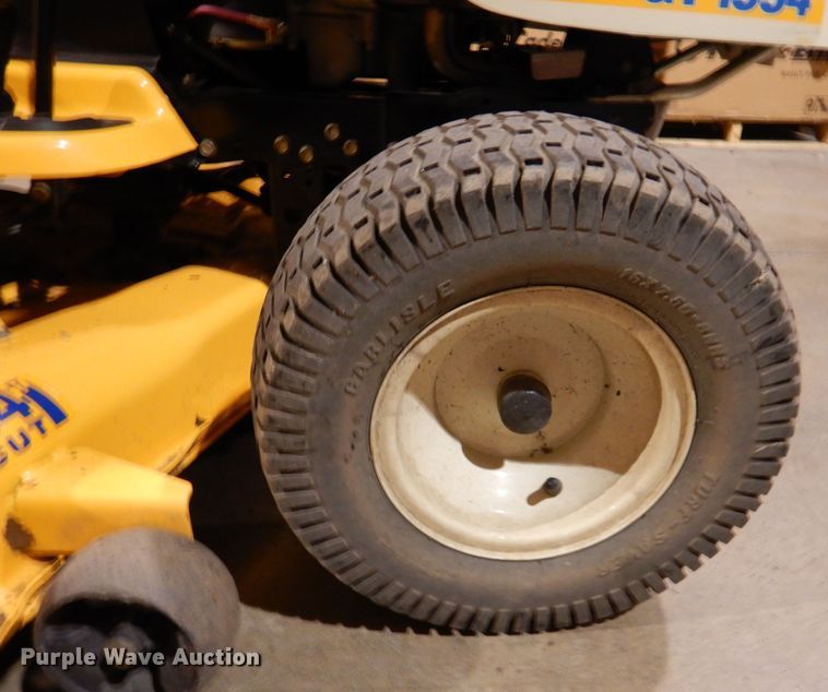 image for item KW9725 2007 Cub Cadet GT1554  lawn mower