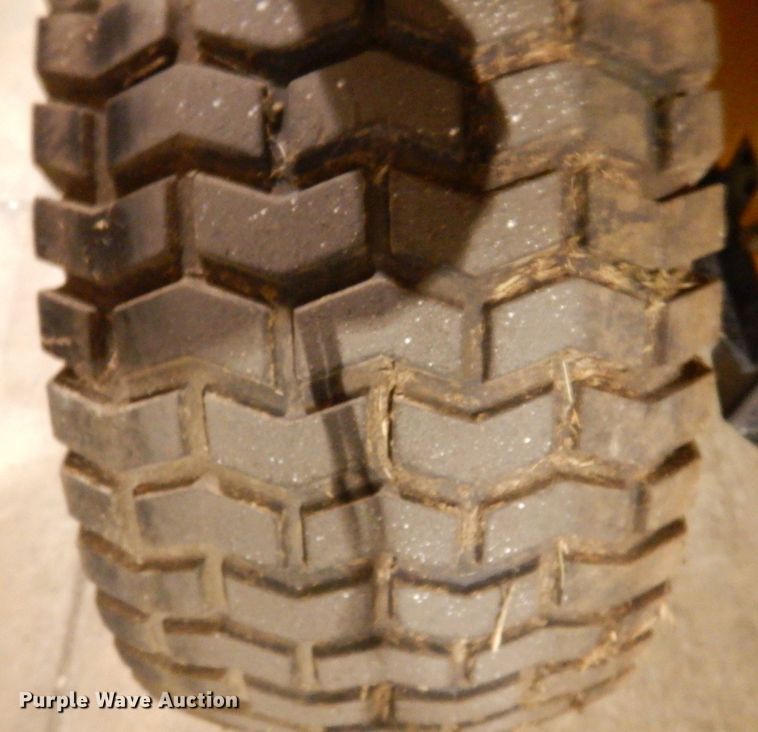 image for item KW9725 2007 Cub Cadet GT1554  lawn mower