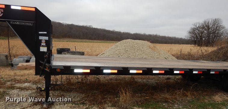 image for item LG9932 2021 Elite  equipment trailer