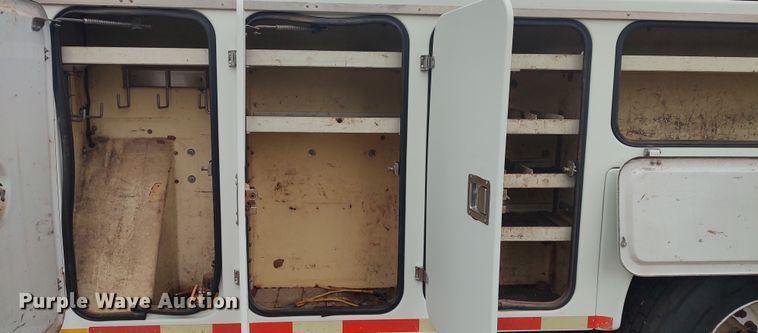 image for item LK9296 2002 Freightliner FL70  bucket truck