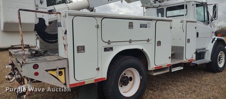 image for item LK9296 2002 Freightliner FL70  bucket truck