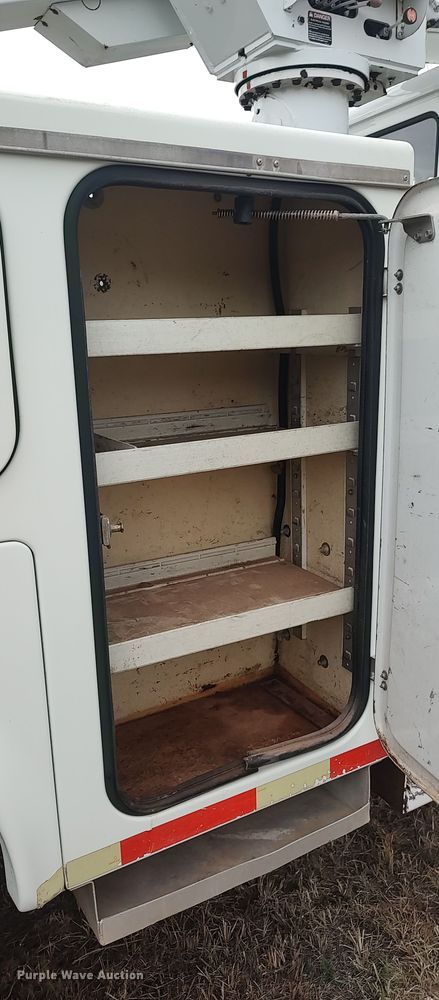 image for item LK9296 2002 Freightliner FL70  bucket truck