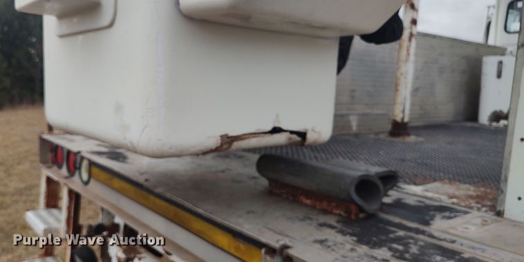 image for item LK9296 2002 Freightliner FL70  bucket truck