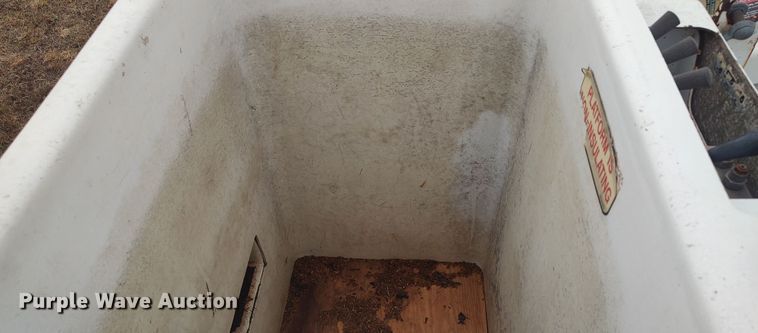 image for item LK9296 2002 Freightliner FL70  bucket truck