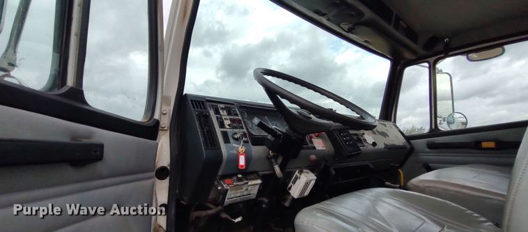 image for item LK9296 2002 Freightliner FL70  bucket truck