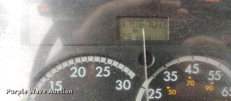 image for item LK9296 2002 Freightliner FL70  bucket truck