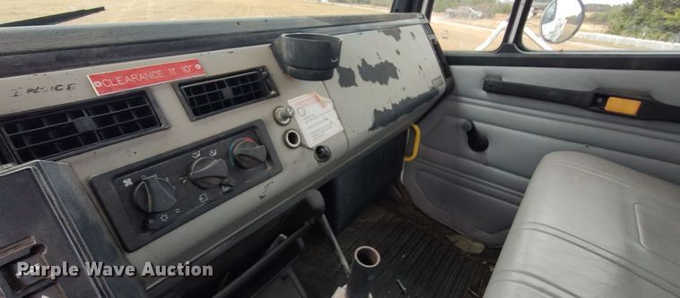 image for item LK9296 2002 Freightliner FL70  bucket truck