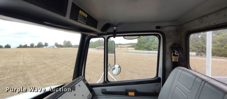 image for item LK9296 2002 Freightliner FL70  bucket truck