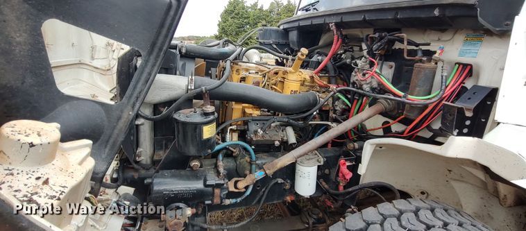 image for item LK9296 2002 Freightliner FL70  bucket truck