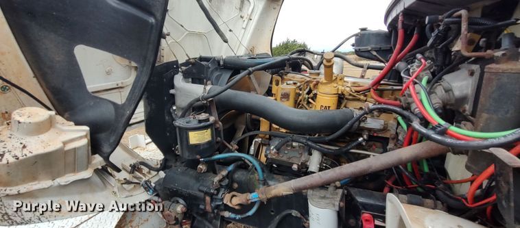 image for item LK9296 2002 Freightliner FL70  bucket truck