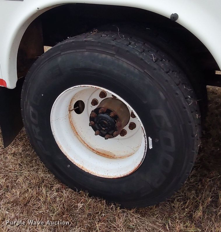 image for item LK9296 2002 Freightliner FL70  bucket truck