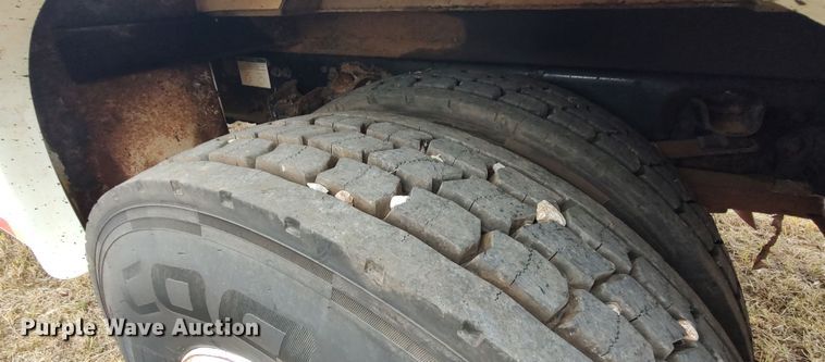 image for item LK9296 2002 Freightliner FL70  bucket truck