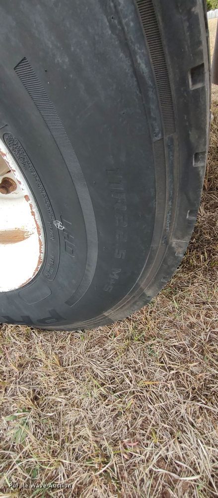 image for item LK9296 2002 Freightliner FL70  bucket truck