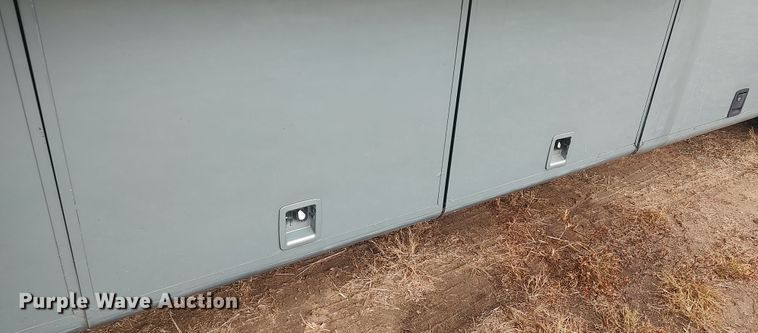 image for item LK9301 2001 Monaco Endeavor  RV