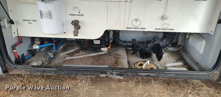 image for item LK9301 2001 Monaco Endeavor  RV