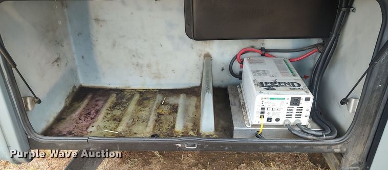 image for item LK9301 2001 Monaco Endeavor  RV