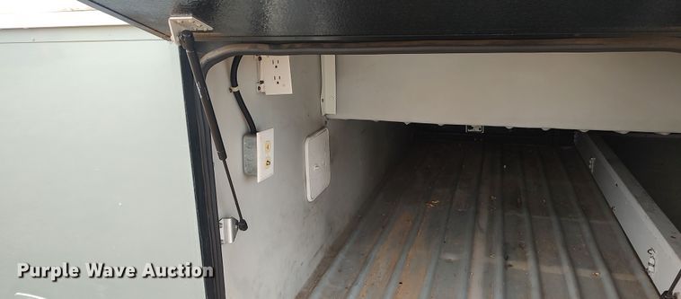 image for item LK9301 2001 Monaco Endeavor  RV