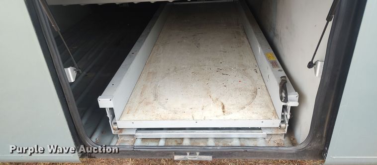 image for item LK9301 2001 Monaco Endeavor  RV