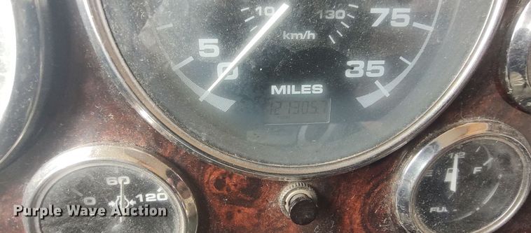 image for item LK9301 2001 Monaco Endeavor  RV