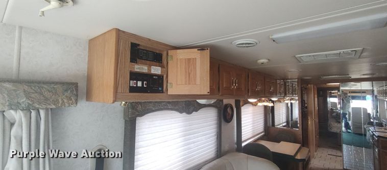 image for item LK9301 2001 Monaco Endeavor  RV