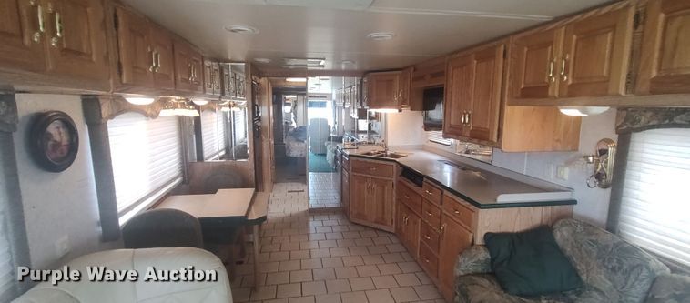 image for item LK9301 2001 Monaco Endeavor  RV