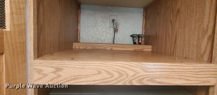 image for item LK9301 2001 Monaco Endeavor  RV