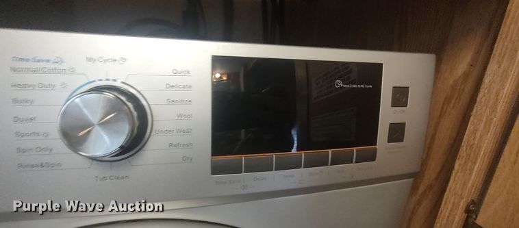 image for item LK9301 2001 Monaco Endeavor  RV