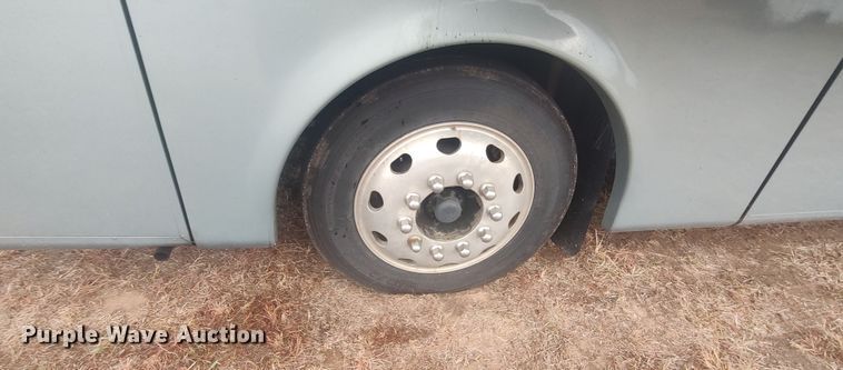 image for item LK9301 2001 Monaco Endeavor  RV