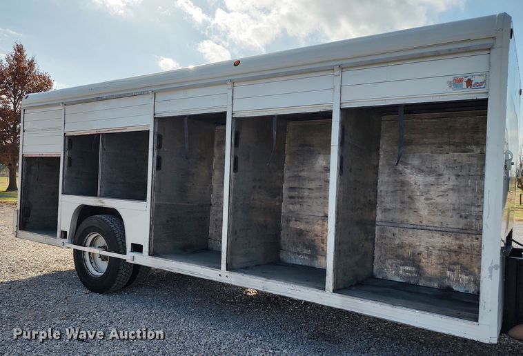 image for item LK9322 2006 Freightliner M2  delivery truck