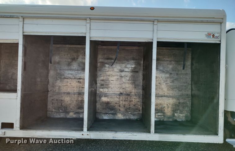 image for item LK9322 2006 Freightliner M2  delivery truck