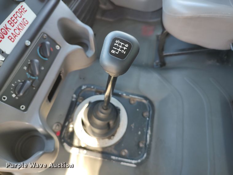 image for item LK9322 2006 Freightliner M2  delivery truck