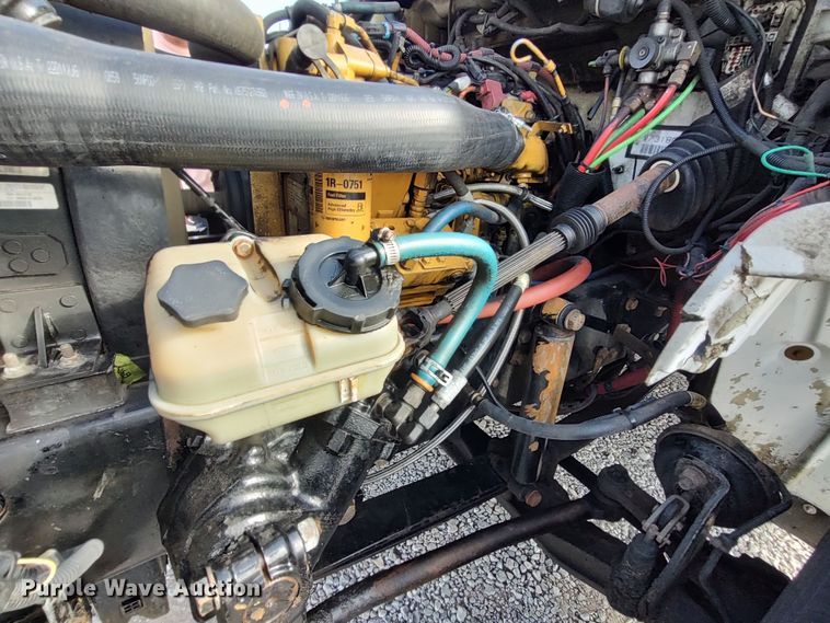 image for item LK9322 2006 Freightliner M2  delivery truck