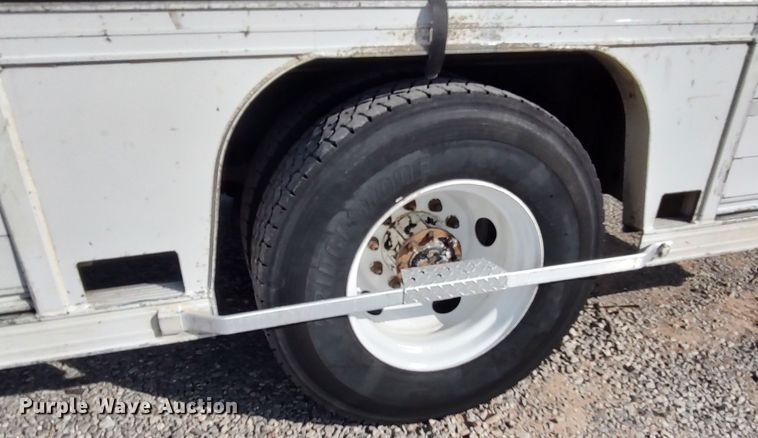 image for item LK9322 2006 Freightliner M2  delivery truck