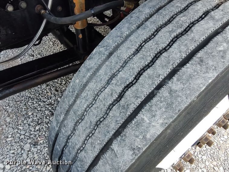 image for item LK9322 2006 Freightliner M2  delivery truck