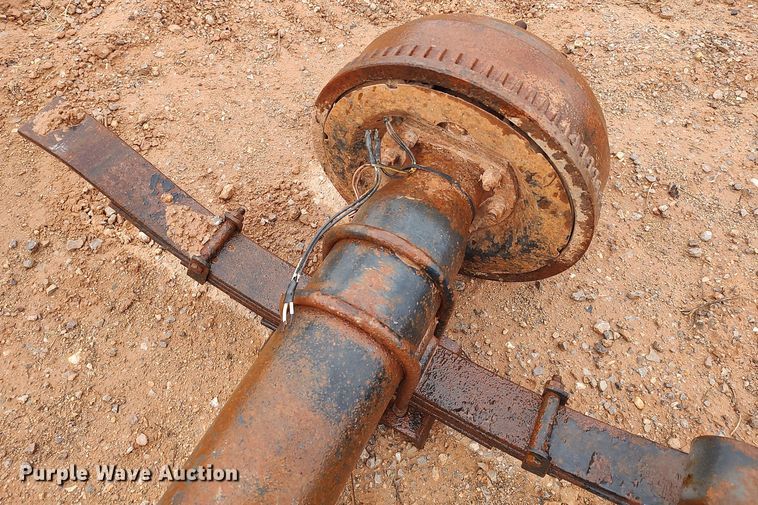 image for item LK9339 (3) axles