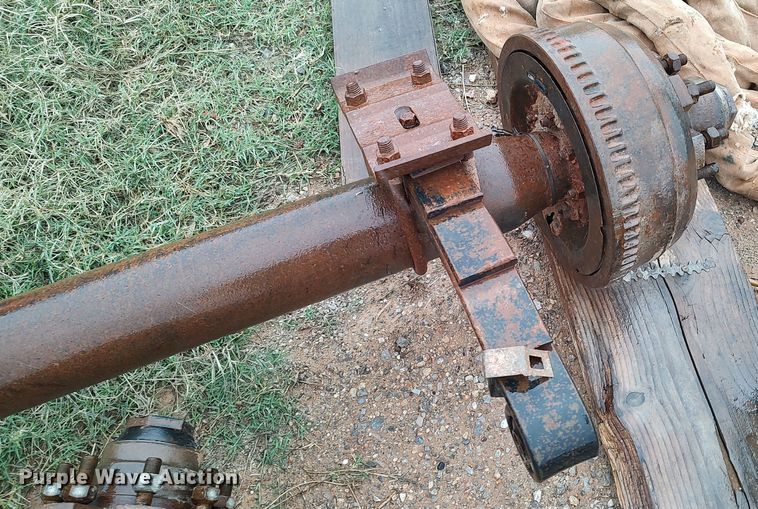 image for item LK9339 (3) axles