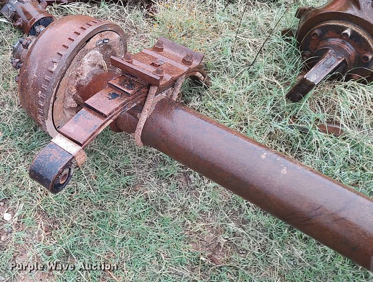 image for item LK9339 (3) axles