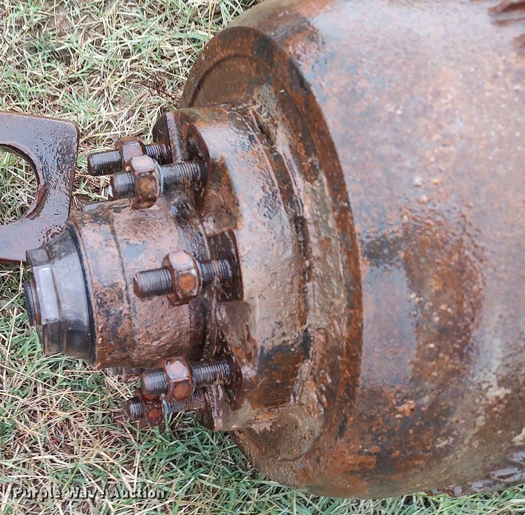 image for item LK9339 (3) axles