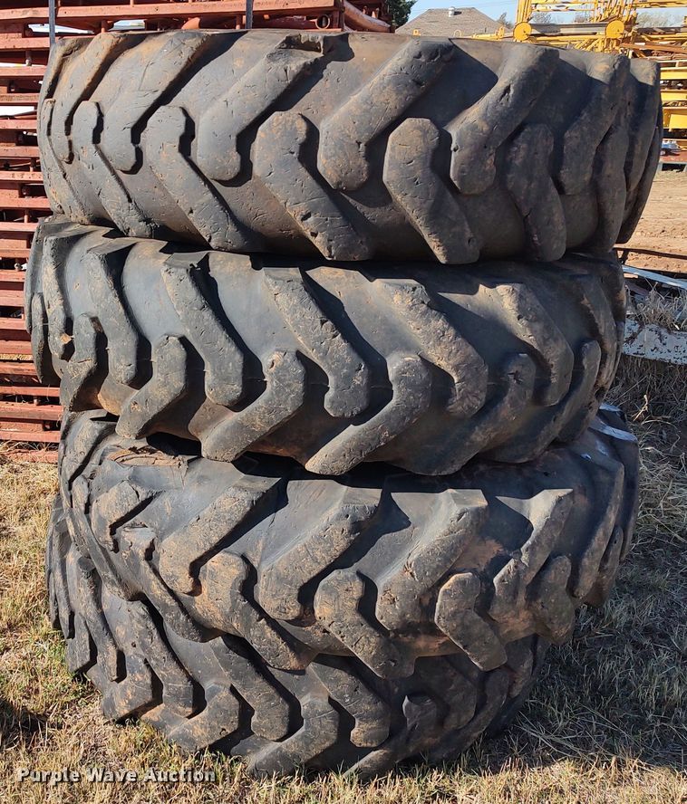 image for item LK9353 (4) Trac Grader 14.00-25TG tires and wheels