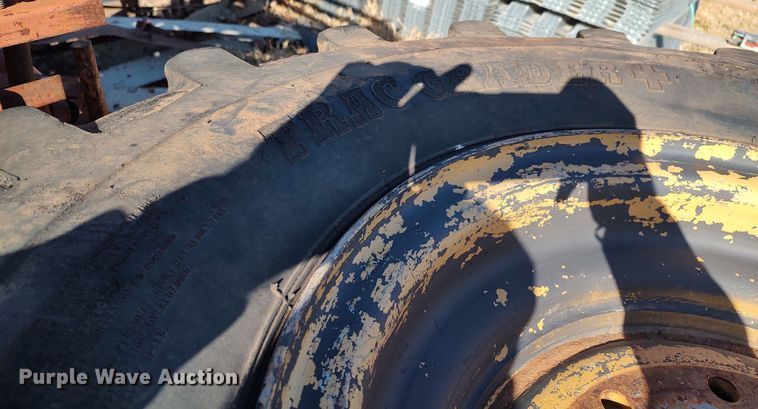 image for item LK9353 (4) Trac Grader 14.00-25TG tires and wheels