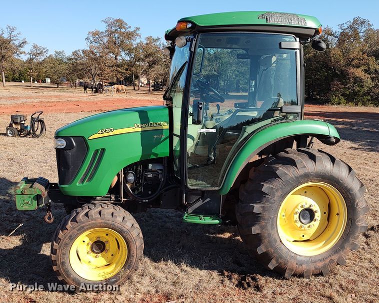 image for item LK9357 2011 John Deere 4720 MFWD tractor