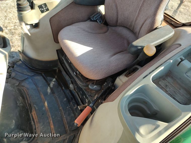 image for item LK9357 2011 John Deere 4720 MFWD tractor