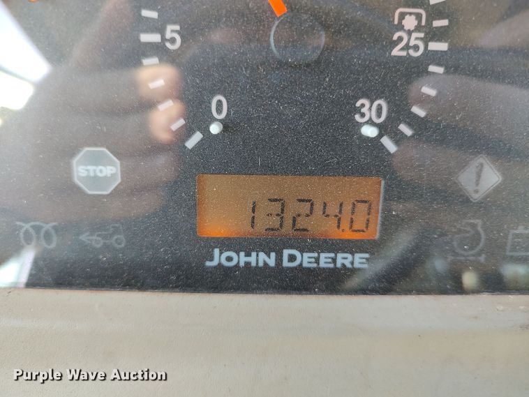 image for item LK9357 2011 John Deere 4720 MFWD tractor