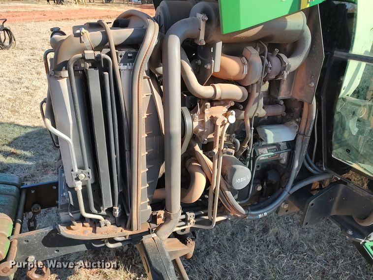 image for item LK9357 2011 John Deere 4720 MFWD tractor