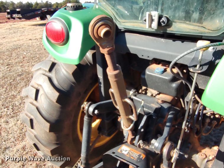 image for item LK9357 2011 John Deere 4720 MFWD tractor