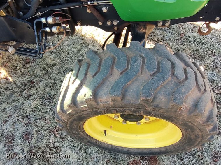 image for item LK9357 2011 John Deere 4720 MFWD tractor