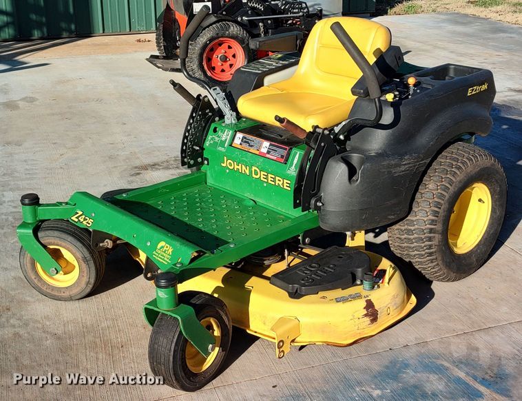 image for item LK9376 2008 John Deere Z425  ZTR lawn mower