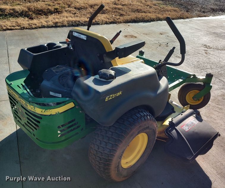 image for item LK9376 2008 John Deere Z425  ZTR lawn mower